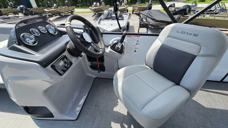 Slide: The Image of Lowe LS 190 2025 - 35