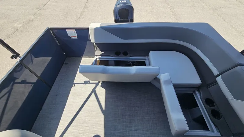Slide: The Image of Interior of Lowe LS 190 pontoon boat, model 2025. - 15