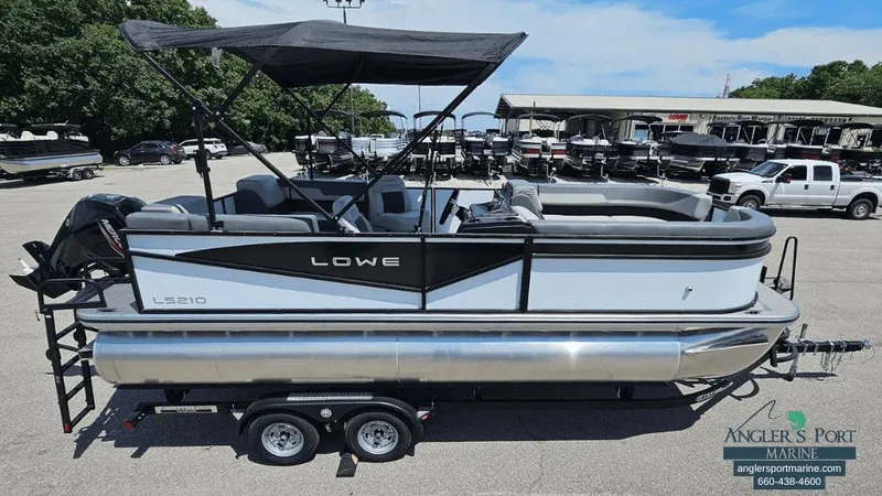 The Image of Lowe LS210 WT 2025 - 1