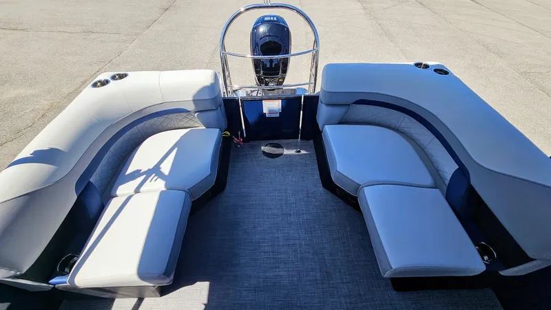 Slide: The Image of Lowe SF212 2025 - 22