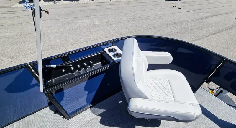 Slide: The Image of Lowe SF212 2025 - 29