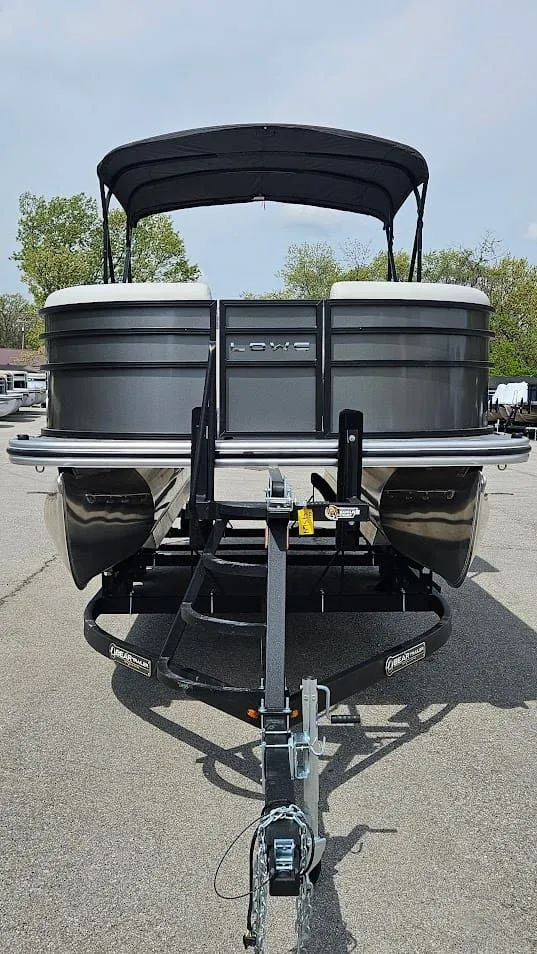 Slide: The Image of Lowe SS 210 WT 2025 - 11