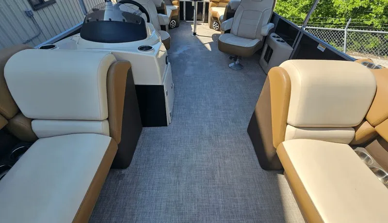 Slide: The Image of Lowe SSS270 EWT 2023 - 22