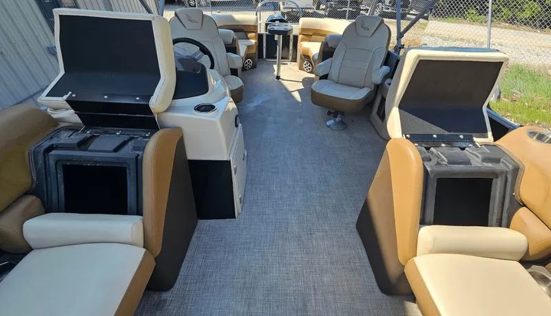 Slide: The Image of Lowe SSS270 EWT 2023 - 23