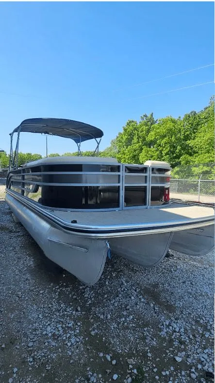 Slide: The Image of Lowe SSS270 EWT 2023 - 4