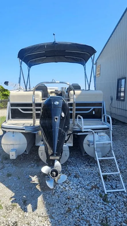 Slide: The Image of Lowe SSS270 EWT 2023 - 8