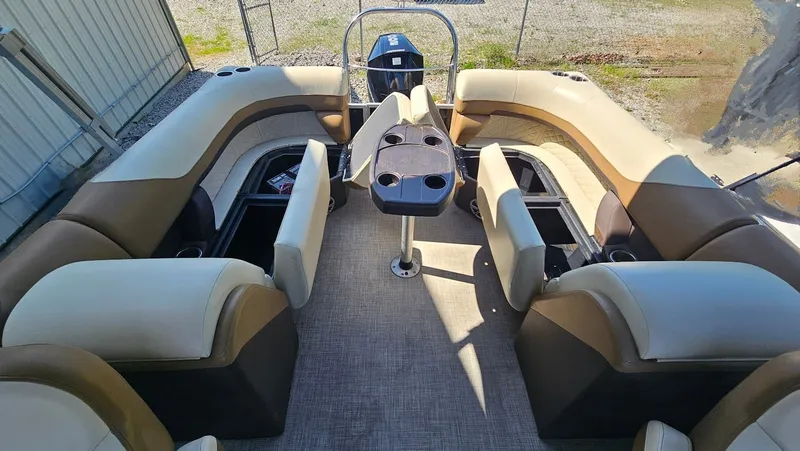 Slide: The Image of Lowe SSS270 EWT 2023 - 9