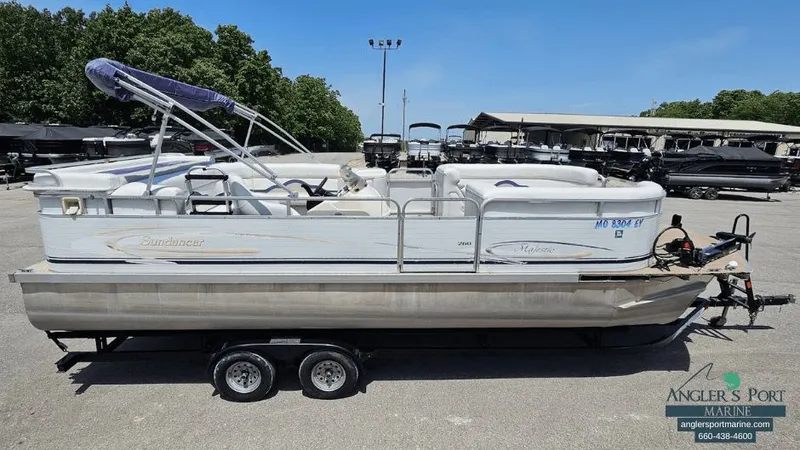 Slide: The Image of Sundancer 260 Majestic 2001 - 23