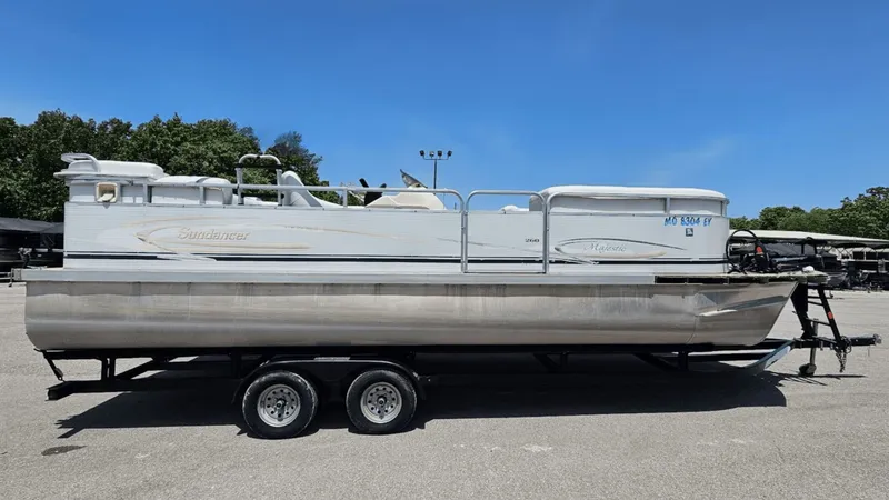 Slide: The Image of Sundancer 260 Majestic 2001 - 24