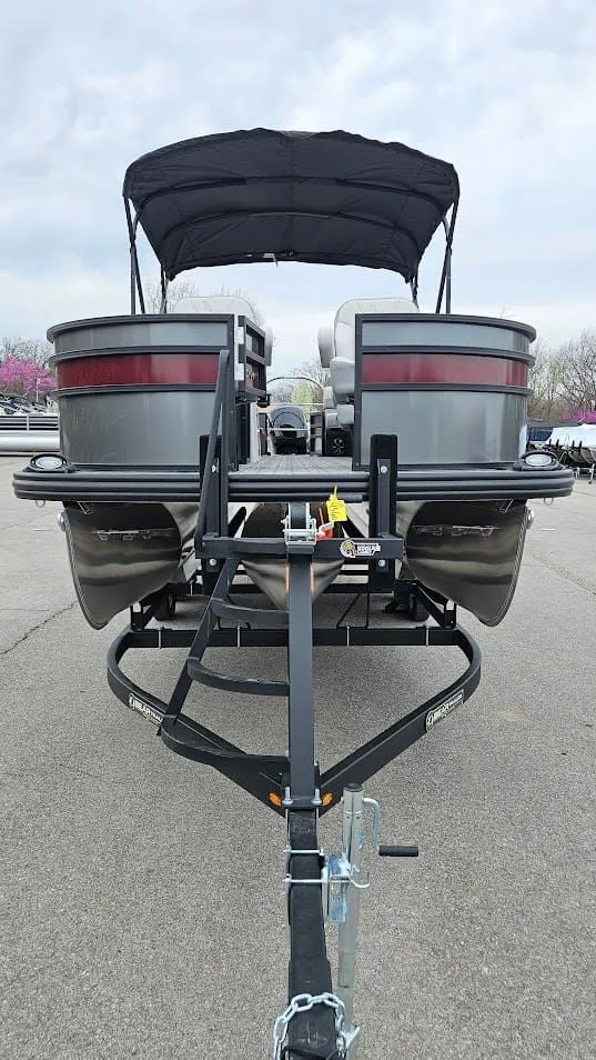 Slide: The Image of Lowe SF 212 WT 2025 - 11