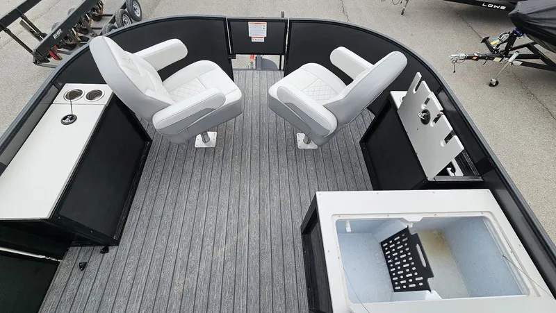 Slide: The Image of Lowe SF 212 WT 2025 - 20