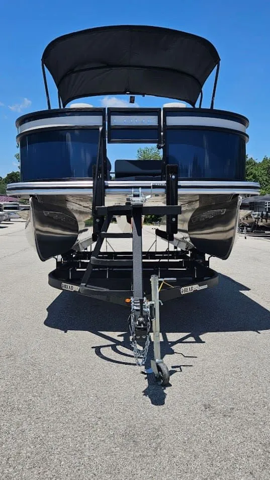 Slide: The Image of Lowe LF 194 2026 - 17