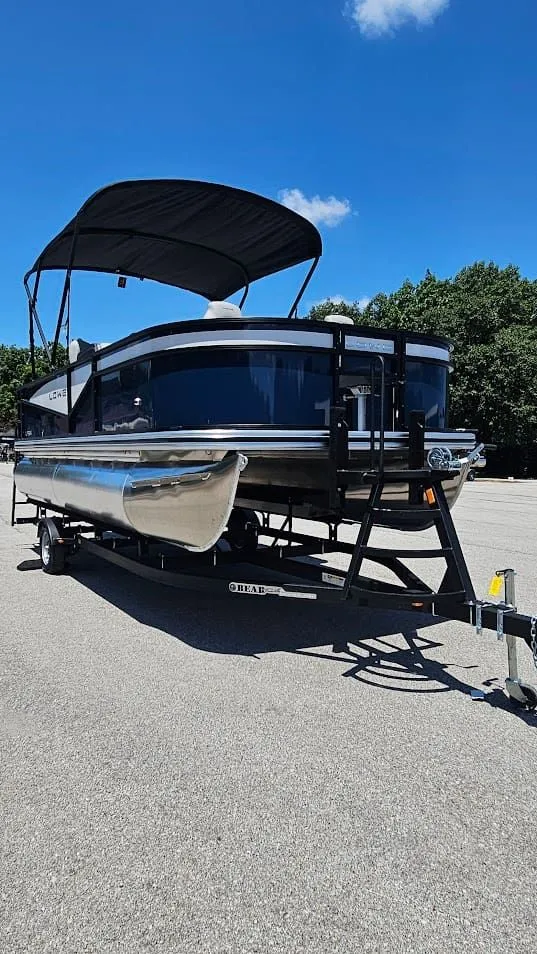 Slide: The Image of Lowe LF 194 2026 - 18