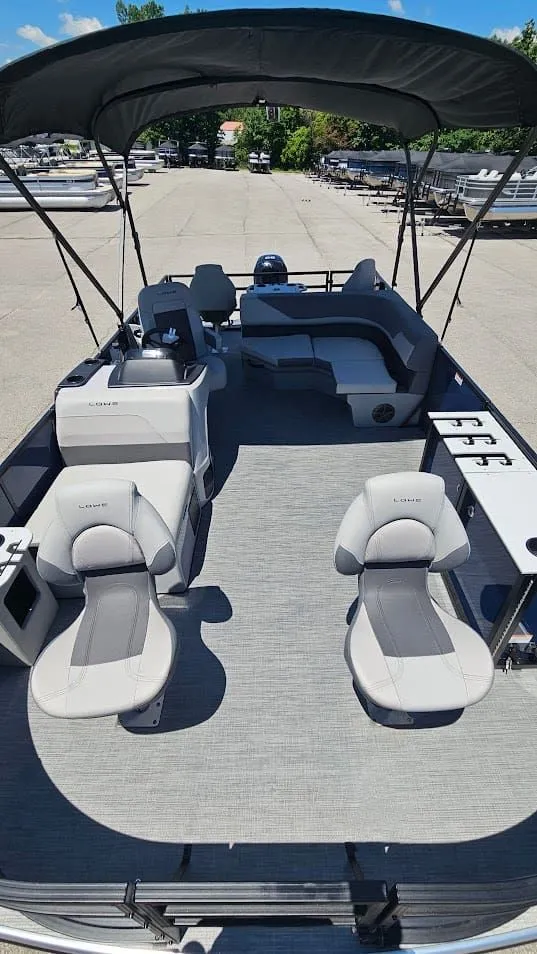 Slide: The Image of Lowe LF 194 2026 - 19