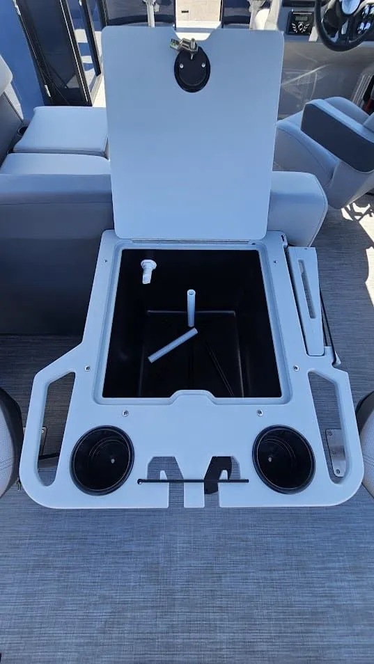 Slide: The Image of Lowe LF 194 2026 - 28