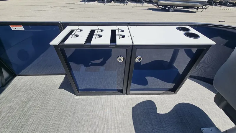 Slide: The Image of Lowe LF 194 2026 - 33