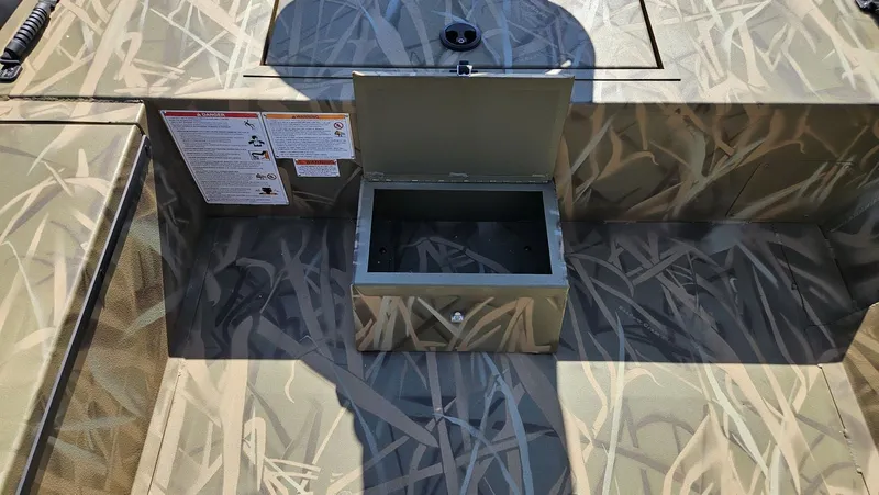 Slide: The Image of Lowe ROUGHNECK 1860 SC 2026 - 20