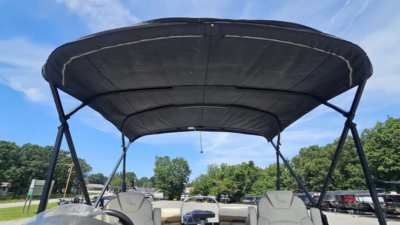 Slide: The Image of Lowe SS270 EXT Walk Thru 2023 - 25