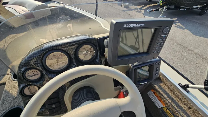 Slide: The Image of Lowe Sea Nymph V Series 2002 - 15