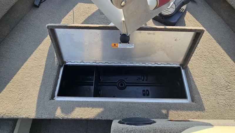 Slide: The Image of Lowe Sea Nymph V Series 2002 - 22