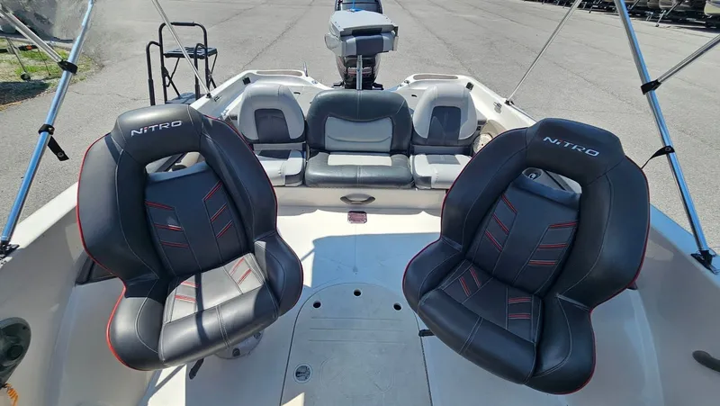 Slide: The Image of Nitro 288FS 2002 - 18