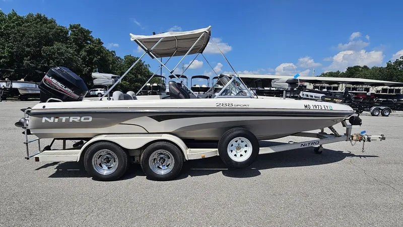 Slide: The Image of Nitro 288FS 2002 - 4