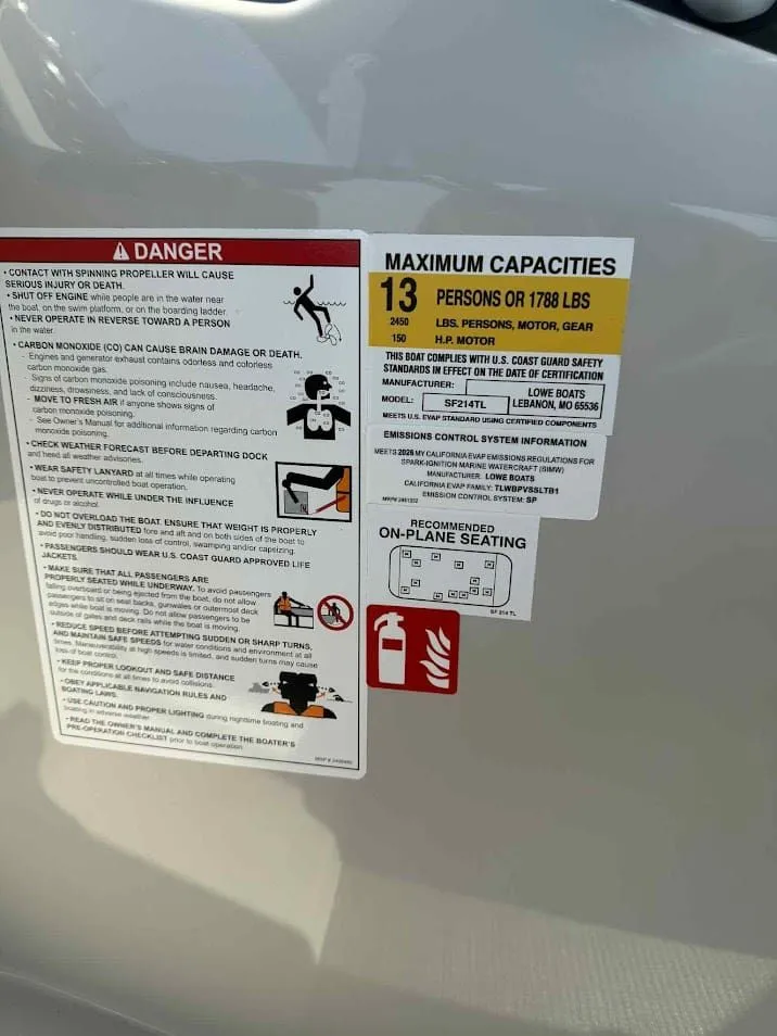 Slide: The Image of Lowe SF 214 Sport Fish 2026 - 37