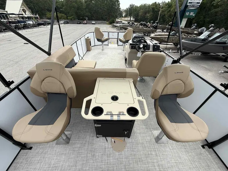 Slide: The Image of Lowe LF 214 2026 - 11