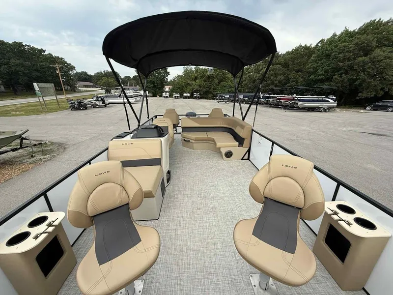 Slide: The Image of Lowe LF 214 2026 - 13