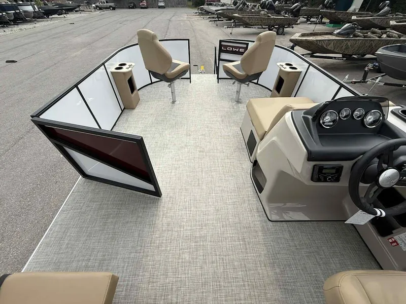 Slide: The Image of Lowe LF 214 2026 - 16