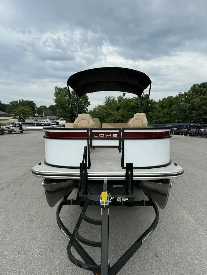 Slide: The Image of Lowe LF 214 2026 - 7