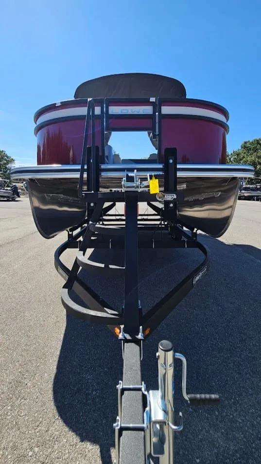 Slide: The Image of Lowe LF 214 2026 - 10