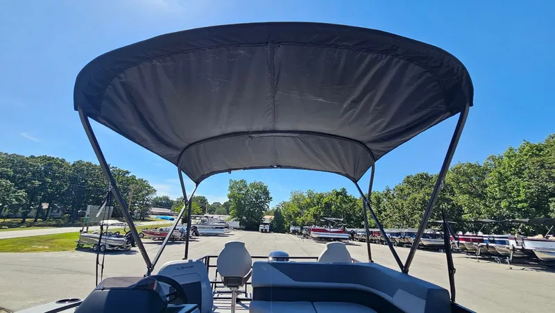 Slide: The Image of Lowe LF 214 2026 - 23