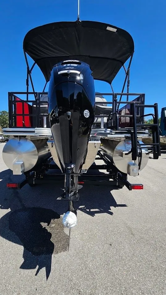 Slide: The Image of Lowe LF 214 2026 - 6