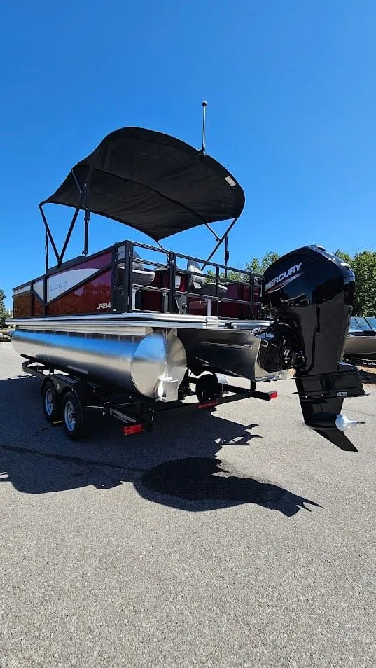 Slide: The Image of Lowe LF 214 2026 - 7