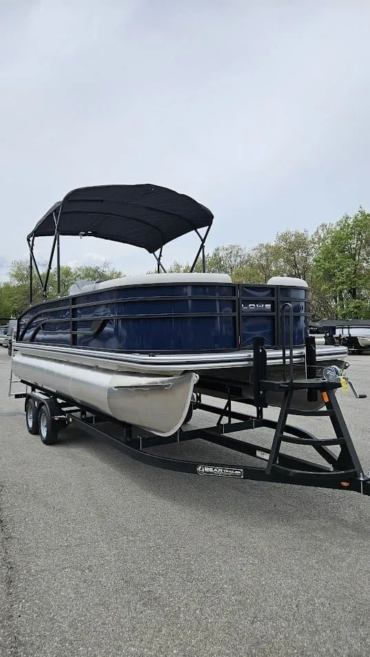 Slide: The Image of Lowe SS210 DH CL 2025 - 12