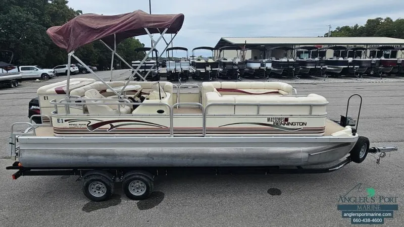 The Image of Bennington 2050LX 2000 - undefined