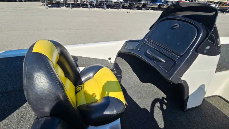 Slide: The Image of Skeeter TZX 200 2005 - 20