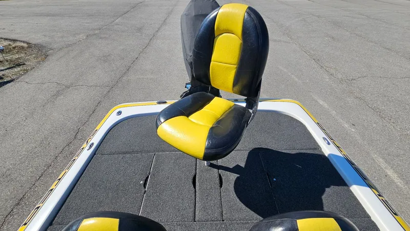 Slide: The Image of Skeeter TZX 200 2005 - 23