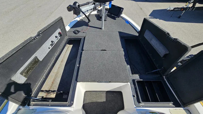 Slide: The Image of Skeeter TZX 200 2005 - 29