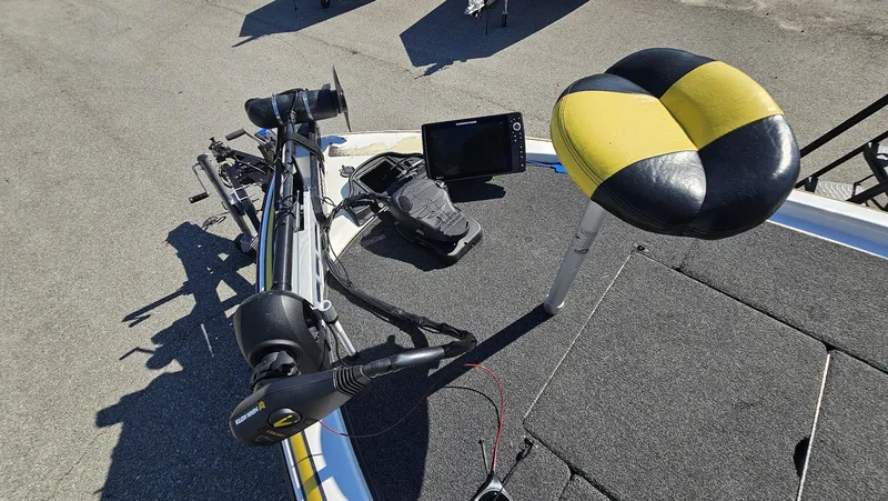 Slide: The Image of Skeeter TZX 200 2005 - 31