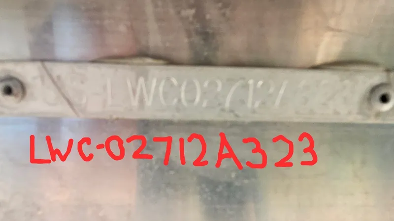 Slide: The Image of Lowe Ss 250 2023 - 3