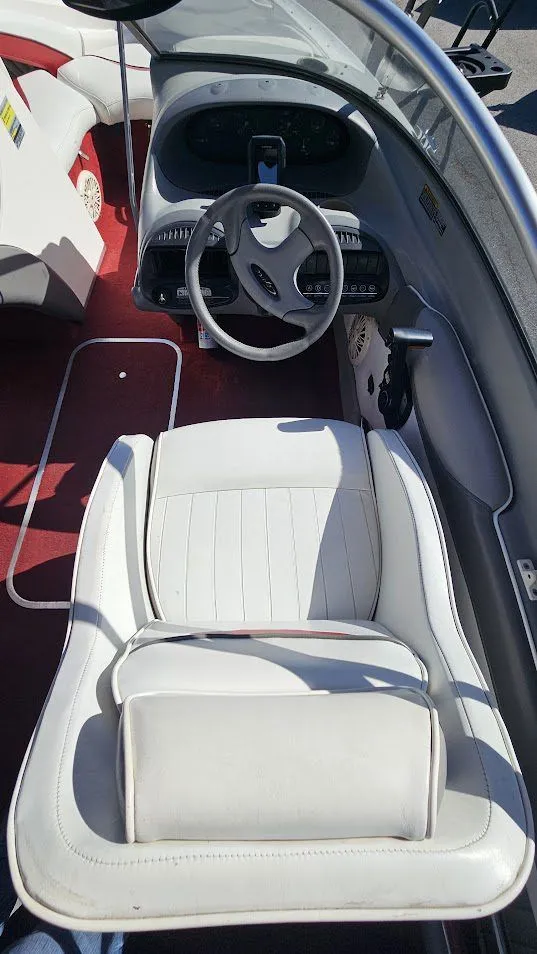 Slide: The Image of Bayliner Capri 2050SS 1998 - 12