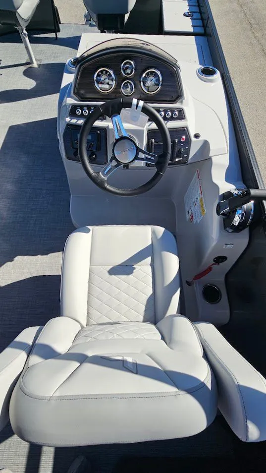 Slide: The Image of Lowe SF212 2026 - 4