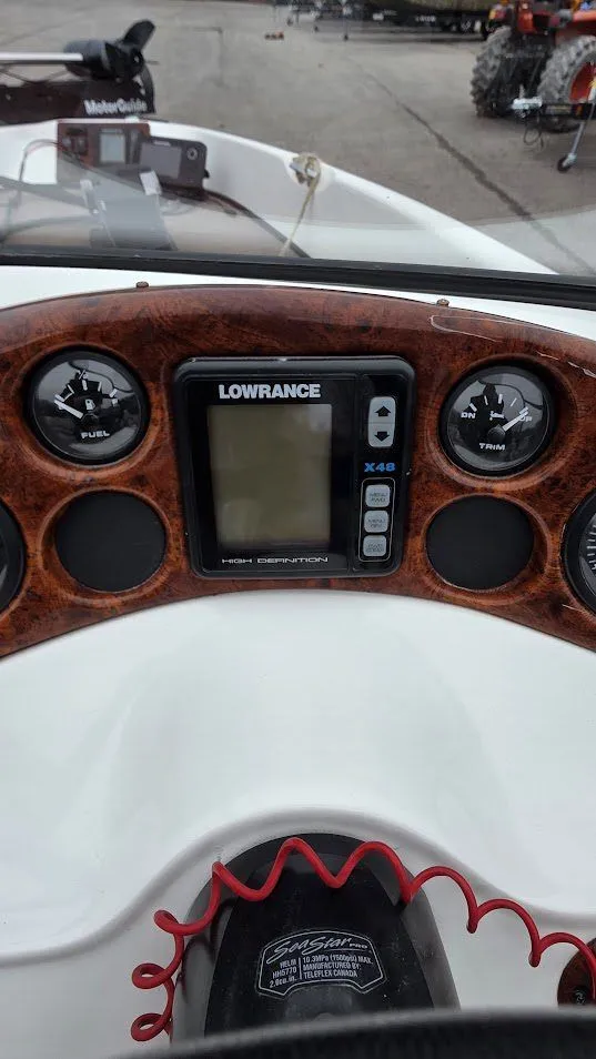 Slide: The Image of Triton 18 Sf 2000 - 17