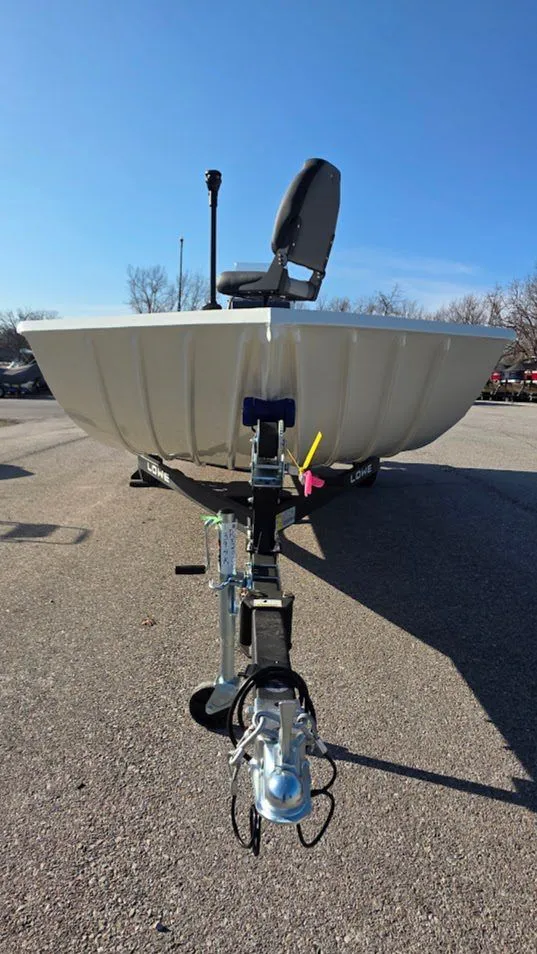 Slide: The Image of Lowe Roughneck 2070 Cc 2026 - 10