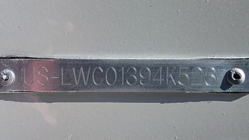 Slide: The Image of Lowe Roughneck 2070 Cc 2026 - 3