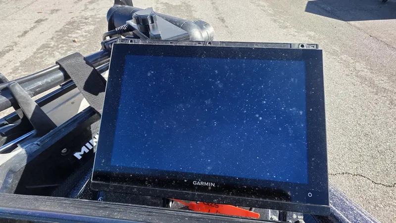 Slide: The Image of Phoenix Bass Boat 21 PHX 2023 - 35