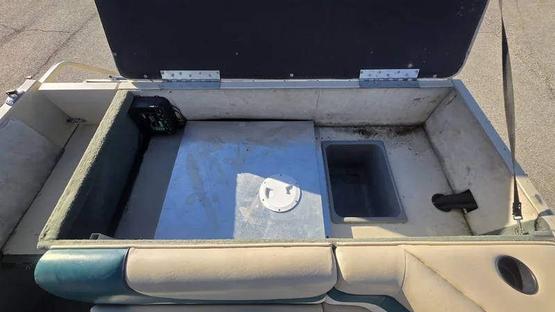 Slide: The Image of Tracker Party Deck 21 2001 - 16