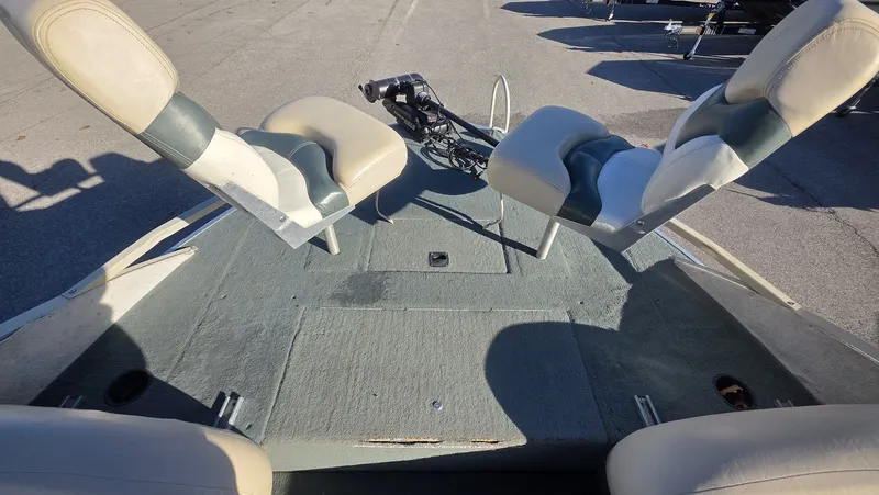 Slide: The Image of Tracker Party Deck 21 2001 - 27